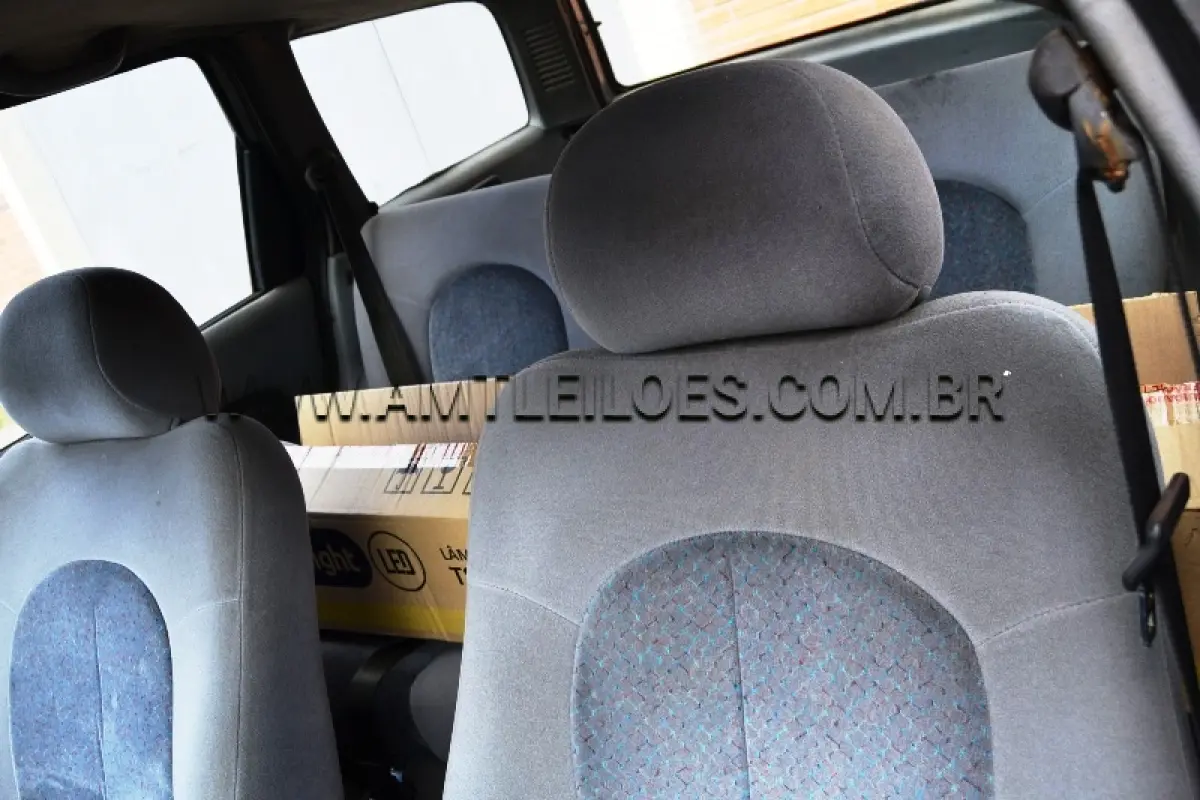 LOTE 003 - SUCATA - FORD /ESCORT GLX16VF /Ano  modelo: 1997 / Cor: PRATA