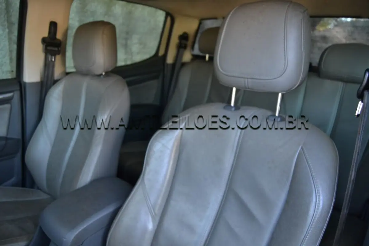 LOTE 015 - AUTOMÓVEL ESPECIAL; CHEVROLET/S10 LTZ DD2, Placa: NRU3055, UF: MS; Ano: 2012 ; Cor: Branca, RENAVAM: 477299458; Chassi: 9BG148LH0DC424507; Motor: V1A084953.