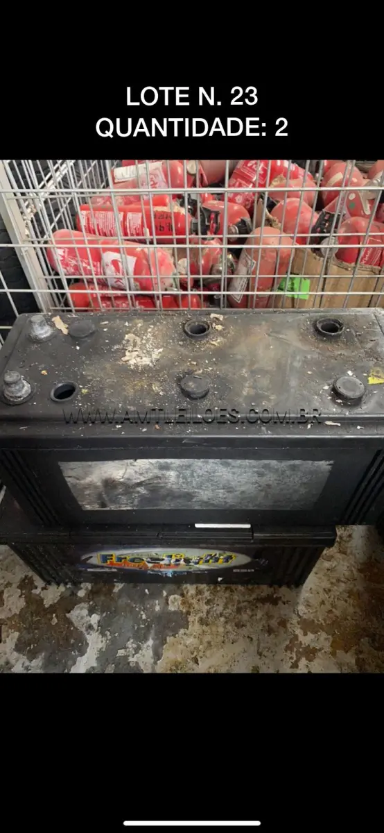LOTE 023 - 02 BATERIAS 135 AH