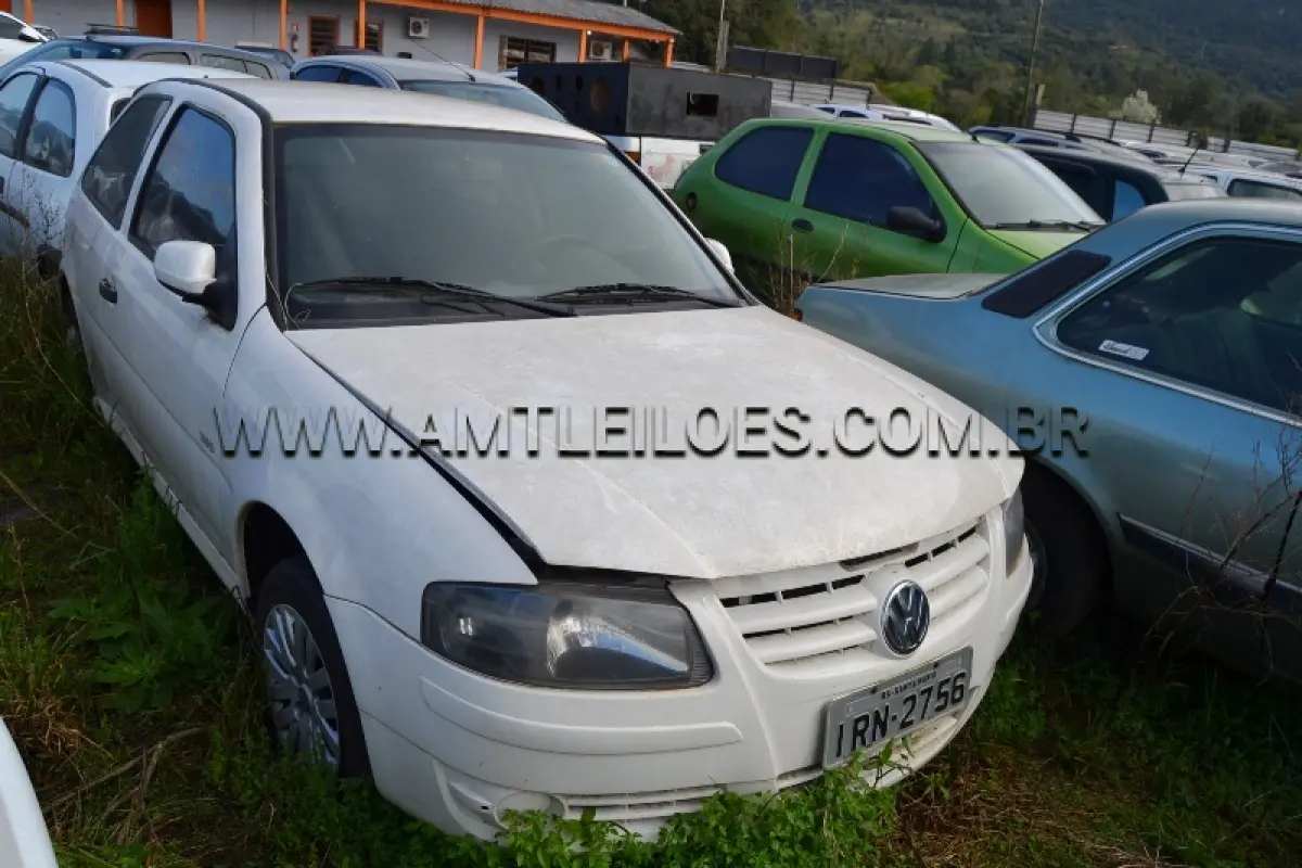 LOTE 007 - VW/GOL 1.0 GIV, Placa: IRN2756, UF: RS; Ano/Mod: 2010; Cor: Branca, RENAVAM: 274710773; Chassi: 9BWAA05W9BP071874; Motor: CCP246902.