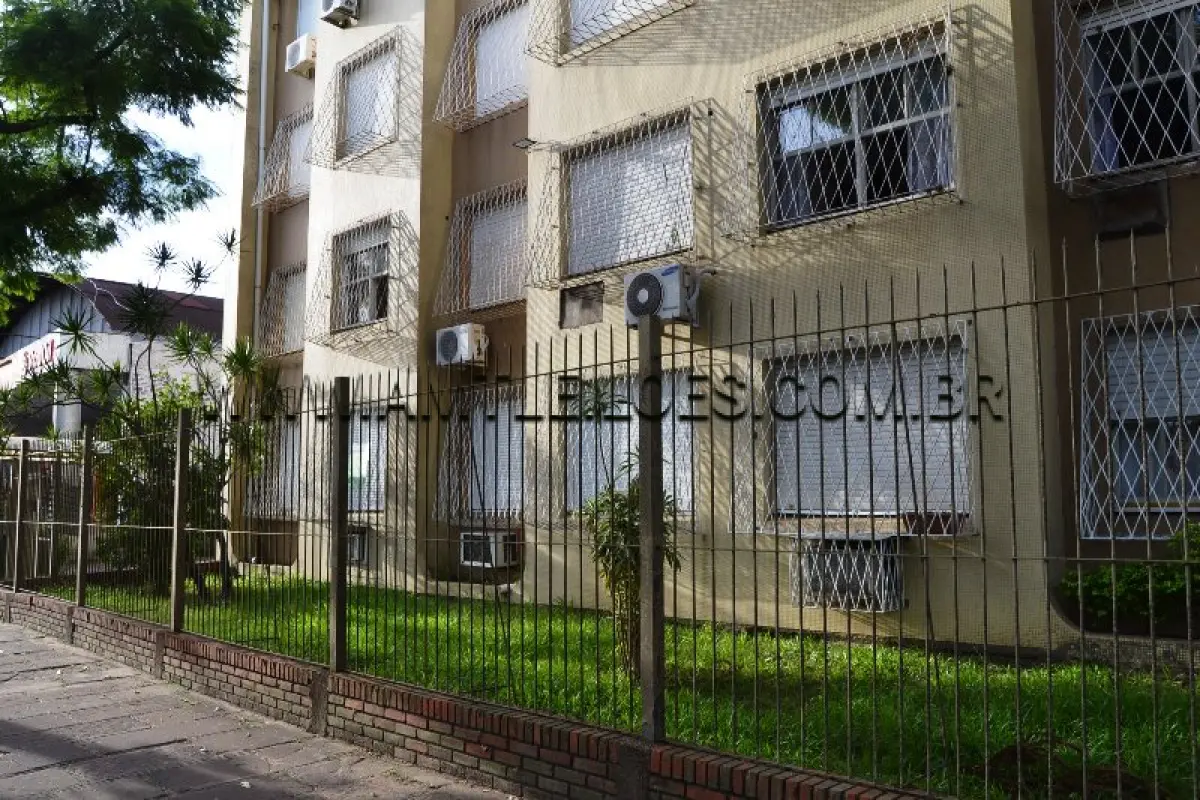 LOTE 003 - Um Apartamento Urbano, com área de 83,25m², na Av Ipiranga n° 4.692, Ap 147, Bloco E- Condomínio Edifício Luiz Emanuel Domingues, Porto Alegre/RS, RI da 2ª Zona de Porto Alegre/RS sob matrícula 95.109.