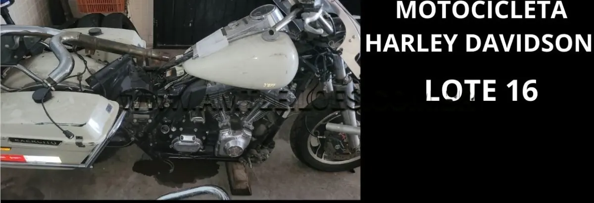 LOTE 016 - MARCA/MODELO: VIATURA MOTOCICLETA HARLEY-DAVIDSON / POL FLHP- BIRCH WHITE 01PSG 2X1, ANO: 2013.