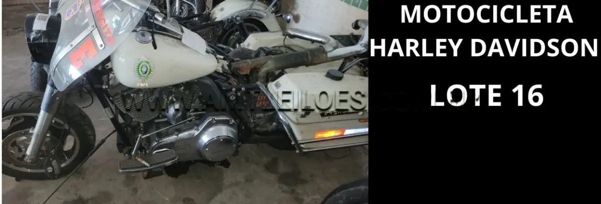 LOTE 016 - MARCA/MODELO: VIATURA MOTOCICLETA HARLEY-DAVIDSON / POL FLHP- BIRCH WHITE 01PSG 2X1, ANO: 2013.