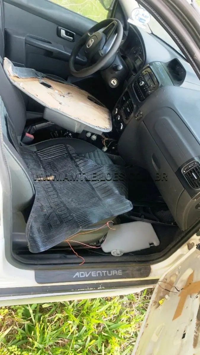 LOTE 016 - FIAT/WEEKEND ADVENTURE, ANO/MODELO: 2014/2015