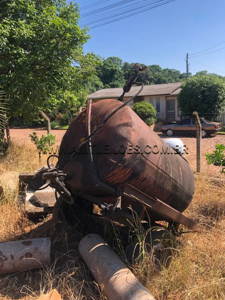 LOTE 003 - 01 TANQUE DE EMULSÃO