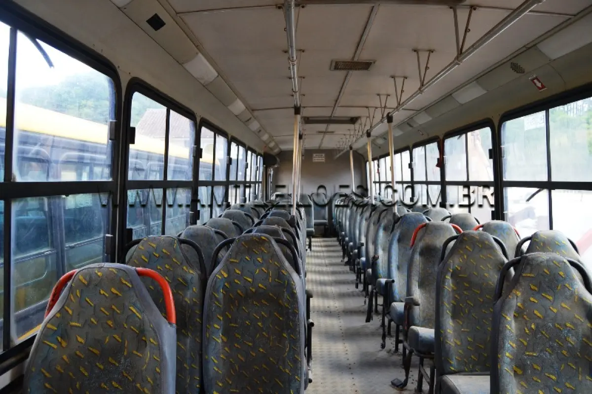 LOTE 001 - MARCA/MODELO: ONIBUS MB / 1721 - Ano/Modelo: 1998