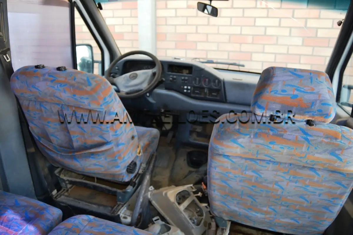 LOTE 019 - MARCA/MODELO: VAN SPRINTER/ MB-310 - Ano: 1998