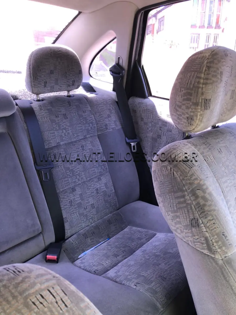 LOTE 008 - MARCA/MODELO: GM / VECTRA ELEGANCE, Placa: JBM1E69, Ano/Modelo: 2005