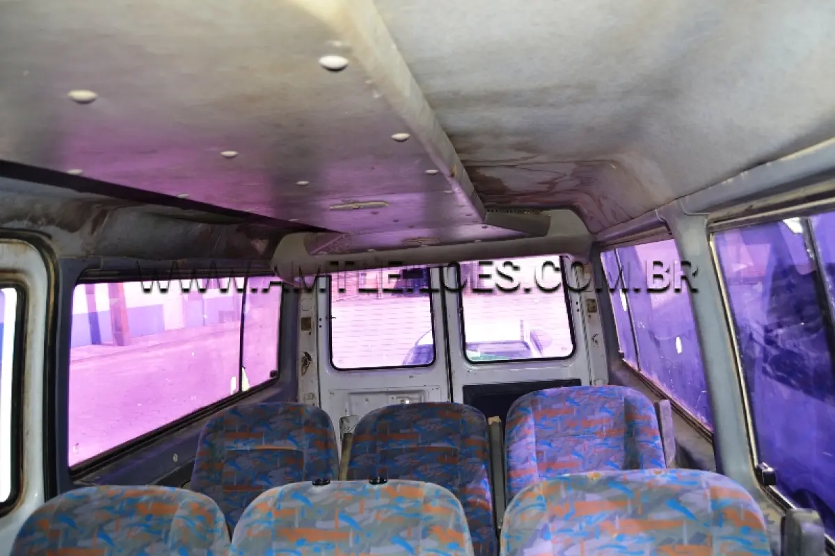 LOTE 019 - MARCA/MODELO: VAN SPRINTER/ MB-310 - Ano: 1998