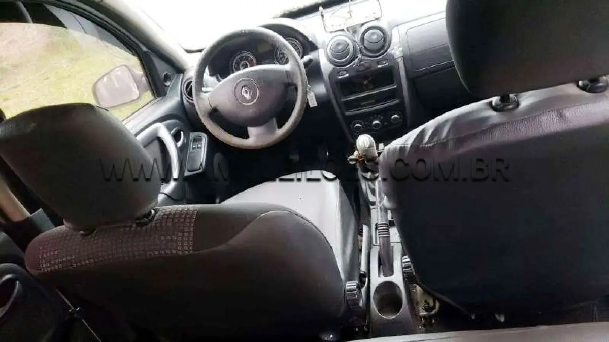 LOTE 013 - RENAULT/SANDERO EXP 16HP, ANO/MODELO: 2013/2013