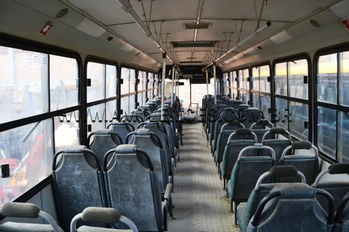 LOTE 001 - MARCA/MODELO: ONIBUS MB / 1721 - Ano/Modelo: 1998