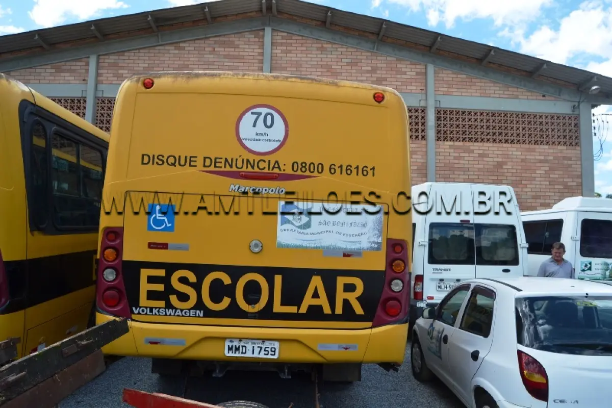 LOTE 002 - MARCA/MODELO: ÔNIBUS ESCOLAR VW/ 15.190 - Ano/modelo:  2011/2012