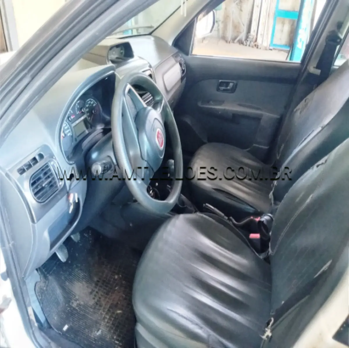 LOTE 049 - FIAT/WEEKEND ADVENTURE, ANO/MODELO: 2014/2015