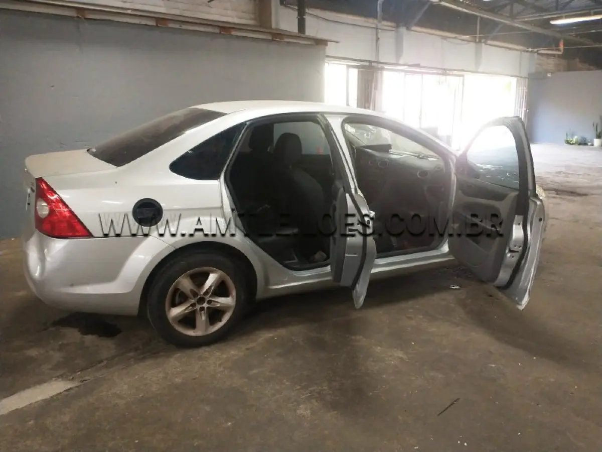 LOTE 085 - I/FORD FOCUS 2L FC FLEX, ANO/MODELO: 2010/2011