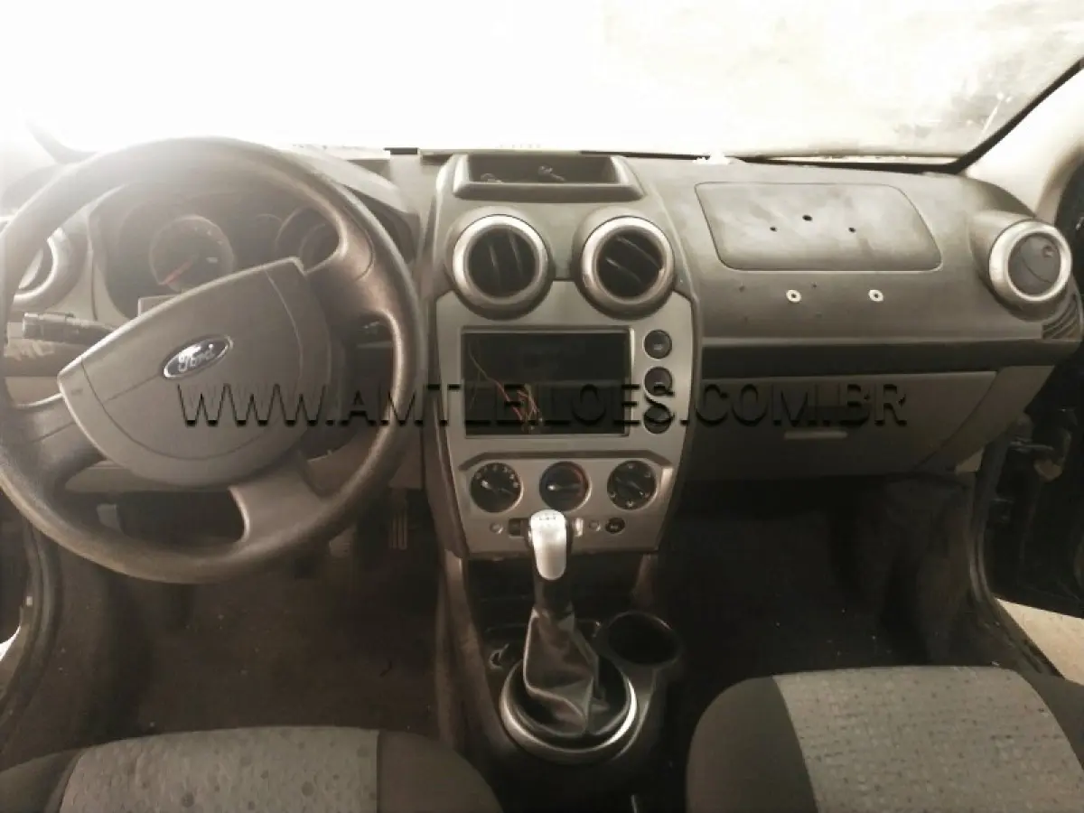 LOTE 083 - FORD/FIESTA SEDAN 1.6 FLEX, ANO/MODELO: 2012/2013