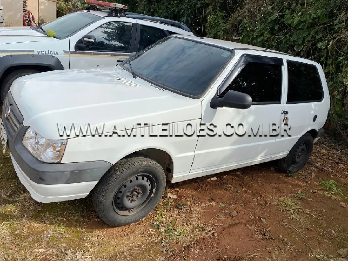 LOTE 024 - FIAT/UNO MILLE ECONOMY, ANO/MODELO: 2013/2013