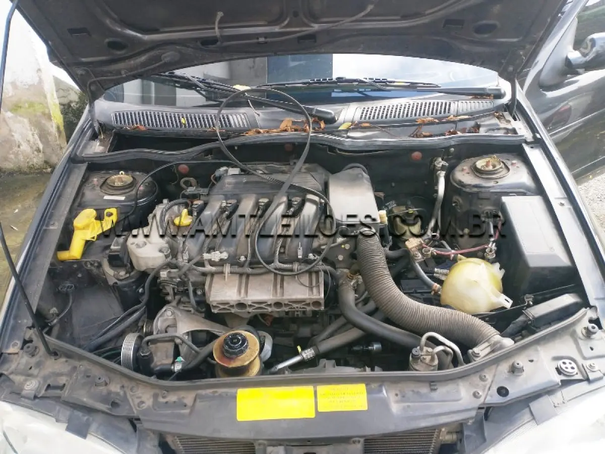 LOTE 082 - I/RENAULT MEGANE PRI 20S, ANO/MODELO: 2005/2006