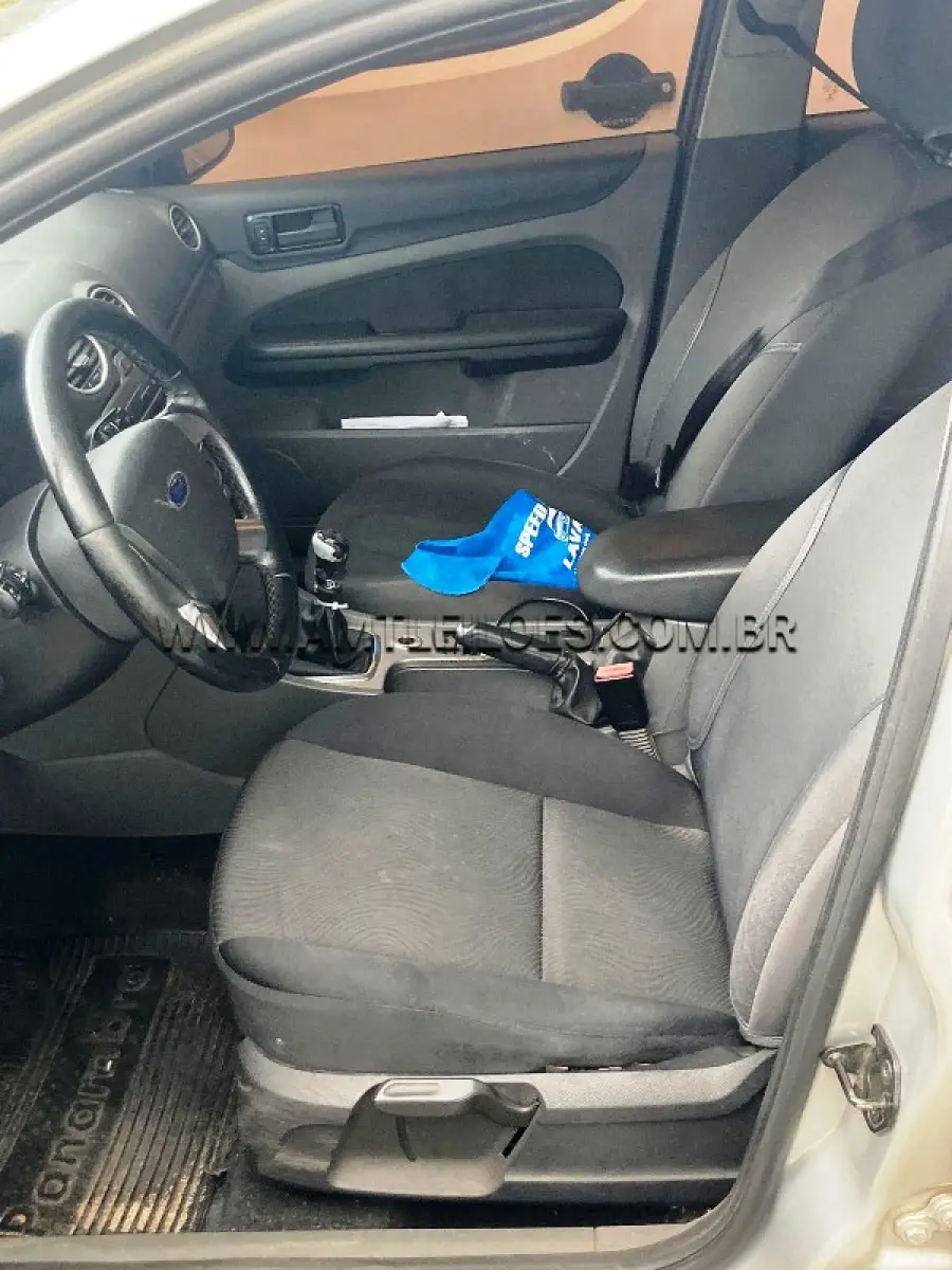 LOTE 090 - I/FORD FOCUS 2L FC FLEX, ANO/MODELO: 2010/2011
