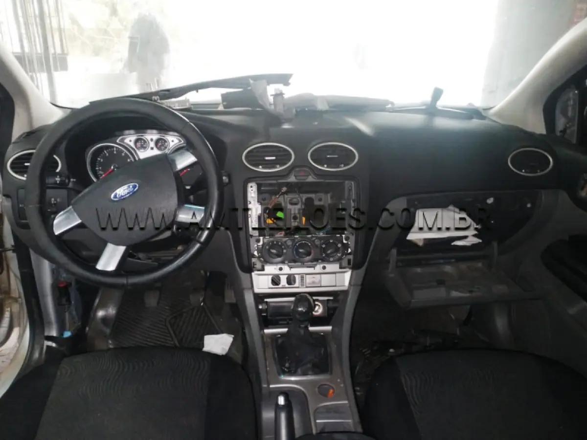 LOTE 079 - I/FORD FOCUS 2L FC FLEX, ANO/MODELO: 2010/2011
