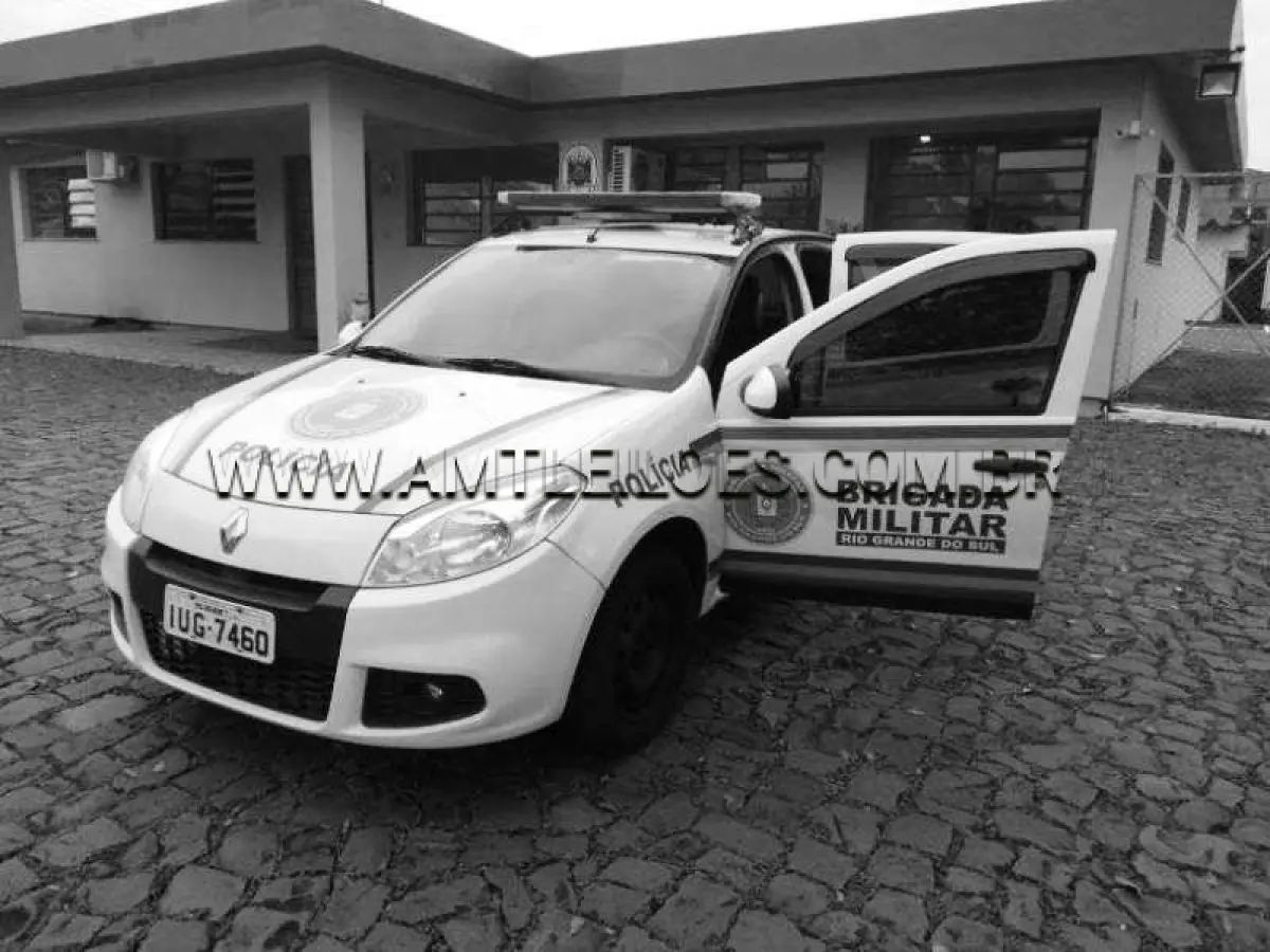 LOTE 051 - RENAULT/SANDERO EXP 16HP, ANO/MODELO: 2013/2013