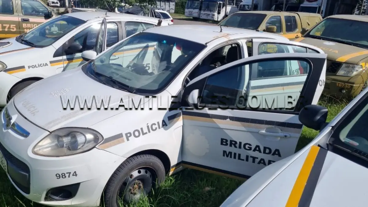 LOTE 074 - FIAT/PALIO ESSENCE 1.6, ANO/MODELO: 2014/2014