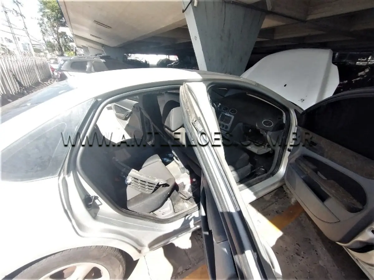 LOTE 098 - I/FORD FOCUS 2L FC FLEX, ANO/MODELO: 2010/2011