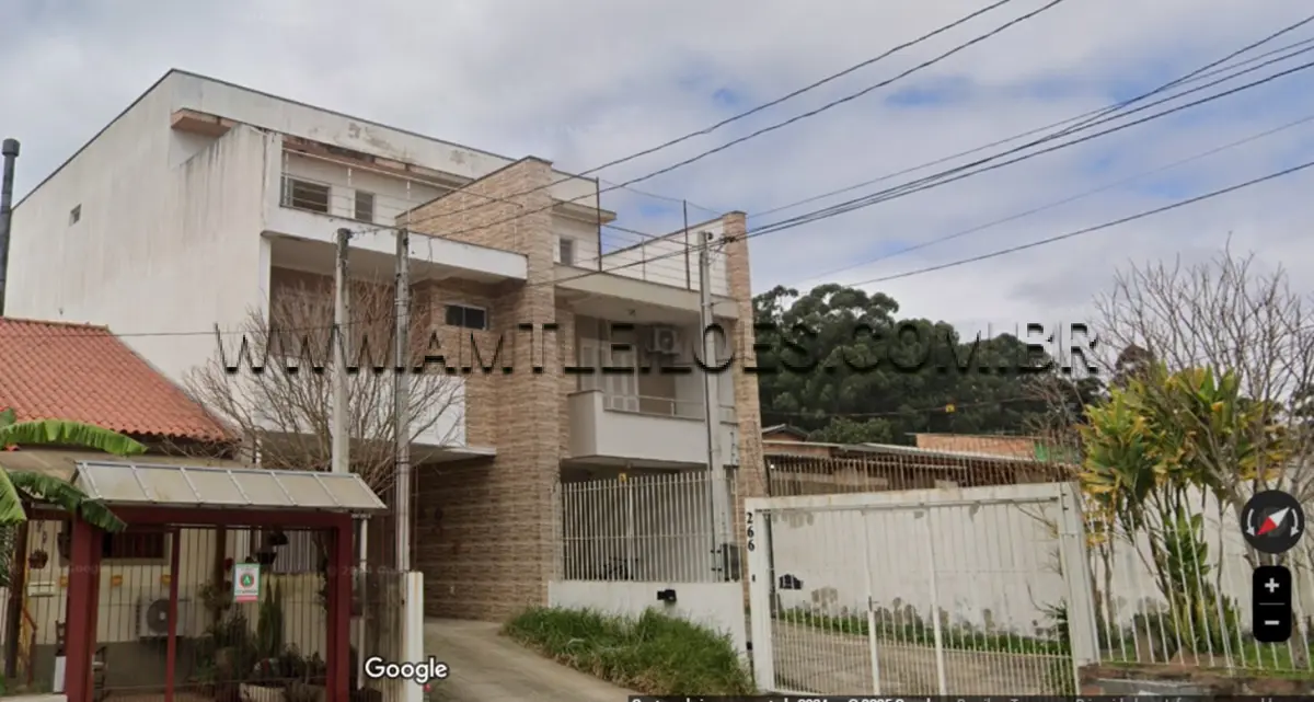LOTE 001 - Imóvel LOTE 01, com área superficial de 238,35 m² da quadra N, do Loteamento Caminho do Sol, localizado na Rua Dr. Claudio Walter Ferreira da Silva, nº 260, Porto Alegre, RS, registrado na matrícula nº 122.003 do RI da 3ª Zona de Porto Alegre.