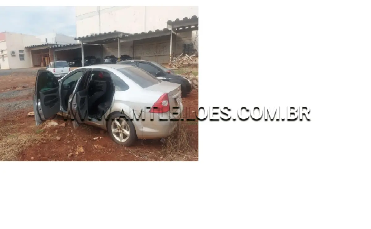 LOTE 172 - I/FORD FOCUS 2L FC FLEX, ANO/MODELO: 2010/2011