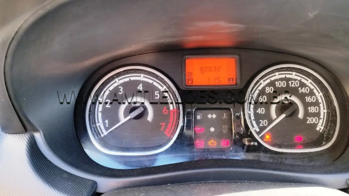 LOTE 132 - RENAULT/SANDERO EXP 16HP, ANO/MODELO: 2013/2013