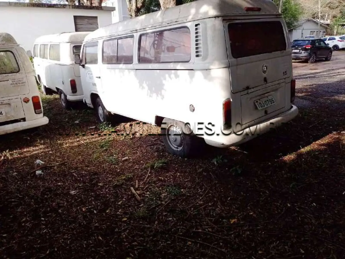 LOTE 140 - VW/KOMBI, ANO/MODELO: 2009/2010
