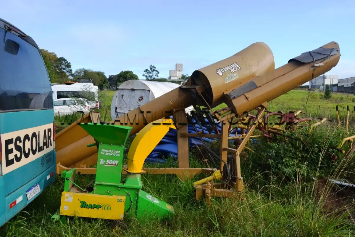 LOTE 034 - MARCA/MODELO: 01 TRITURADOR DE RESÍDUOS TRAPP/ TR 500T