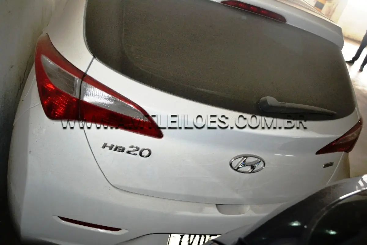 LOTE 001 - Marca: HYUNDAI / Modelo: HB20 1.0M COMFOR / Placa: IVD5A86 , Ano/Modelo: 2013.