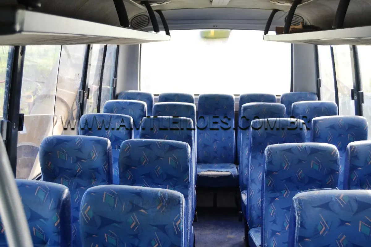 LOTE 025 - ONIBUS MARCOPOLO/ VOLARE LOTAÇÃO 24P/131CV, PLACA: IKO 6759,  DIESEL, ANO/MODELO: 2002/2002.