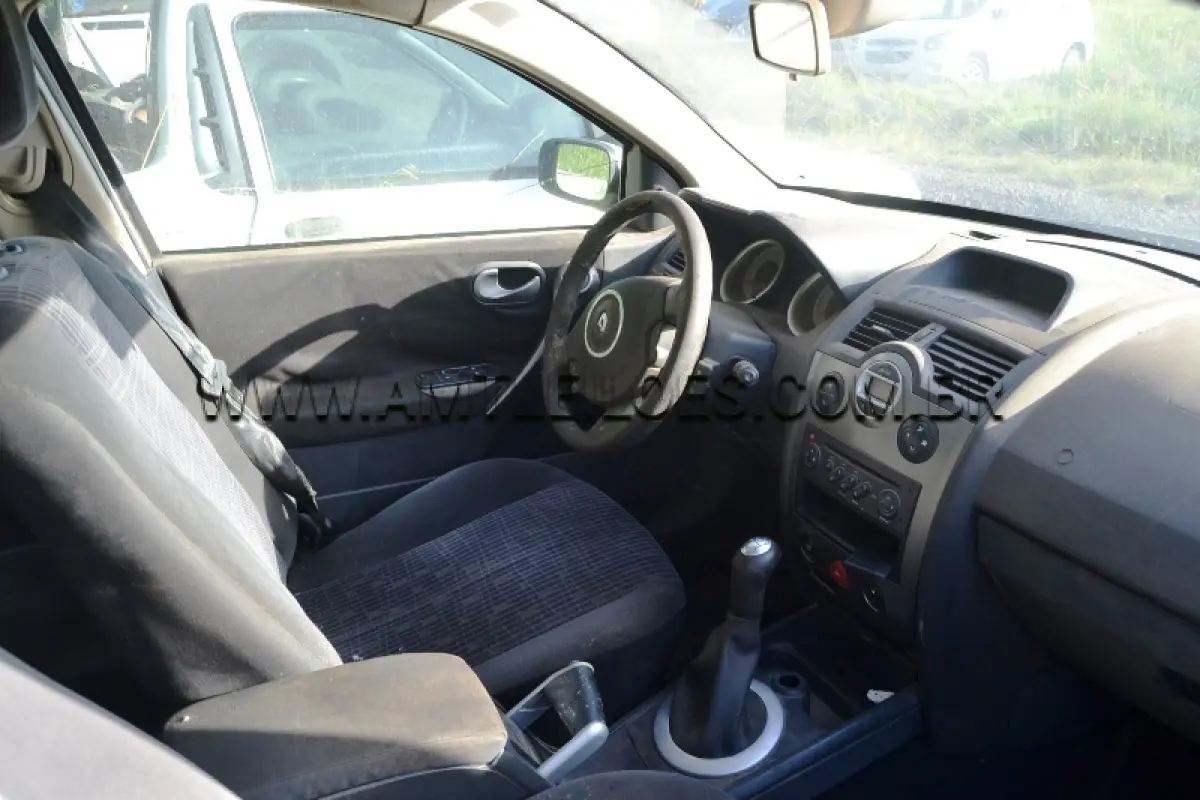 LOTE 017 - RENAULT / MEGANE QTDYN 16,  PLACA: ITB 7424, ANO/MODELO: 2012/2013.