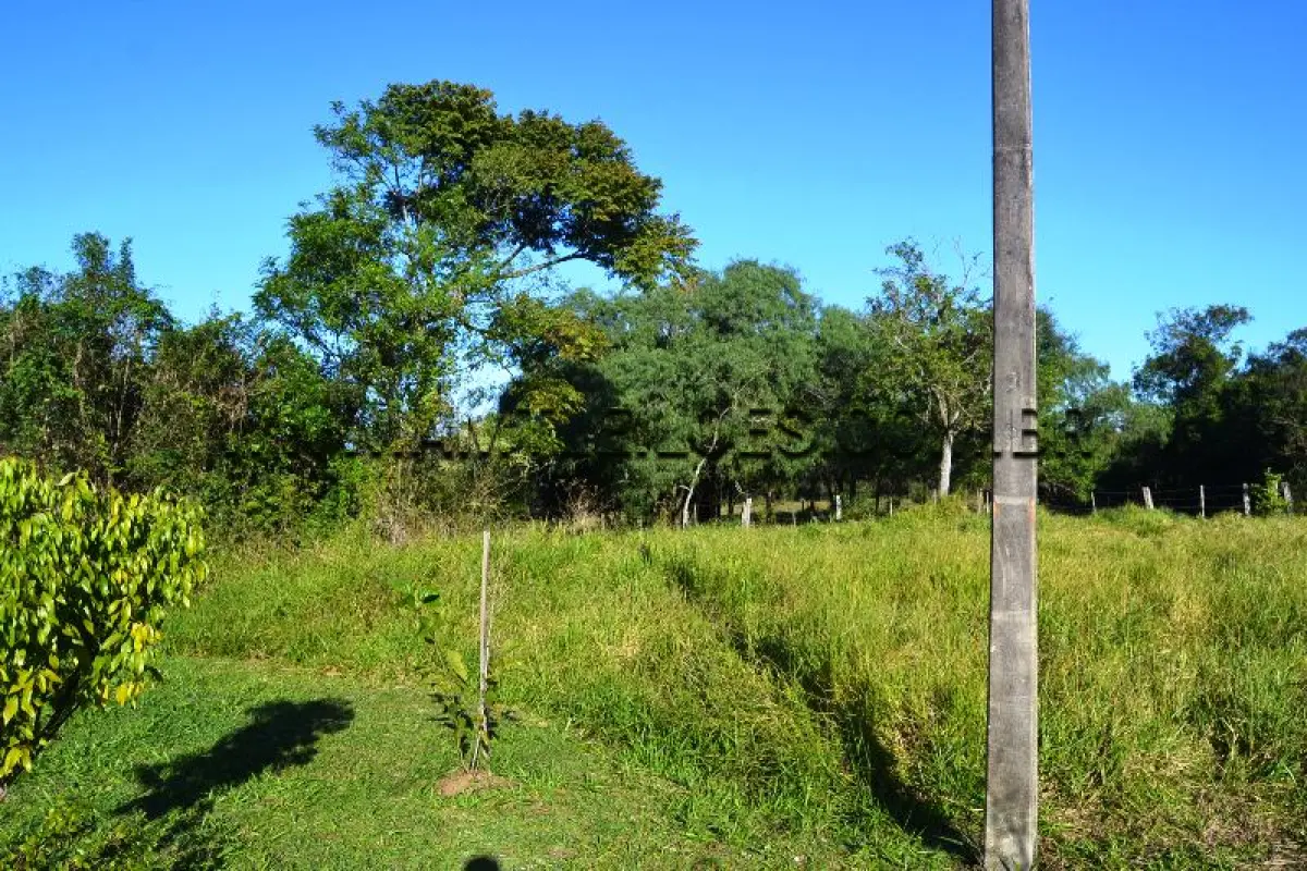LOTE 001 - TERRENO com Área Superficial 2.236,91 m², Matrícula Nº 144.850 Rua C, lot. Parque resid Alto Boa Vista, Bairro Califórnia.