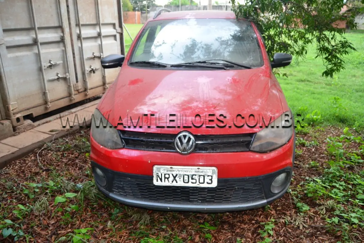 LOTE 002 - Marca: VW / Modelo: CROSSFOX GII / Placa:NRX0503, Ano/Modelo:  2012, atingido pela enchente.