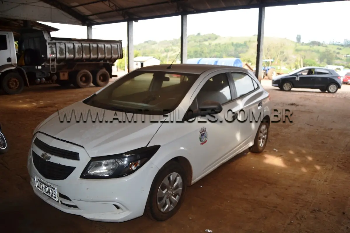 LOTE 004 - MARCA/MODELO: ONYX / 1.0MT JOY E,  PLACA: QJY0435, COR: BRANCA, ANO/MODELO: 2019, CHASSI:  9BGKL48U0KB248358, RENAVAM: 01198477013.