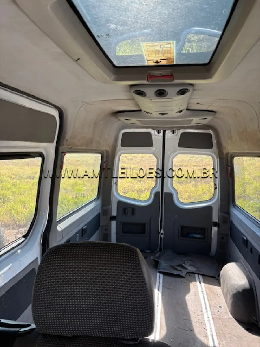 LOTE 021 - I/M. BENZ 415 CDI SPRINTERM, PLACA: IVN 9855, DIESEL, ANO/MODELO: 2013/2014.