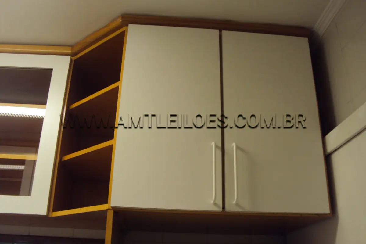 LOTE 001 - APARTAMENTO N° 203 SITUADO NA AV. BAGÉ Nº 818, COM BOX. ÁREA TOTAL 88,48m², ÁREA  PRIVATIVA  55,18m².