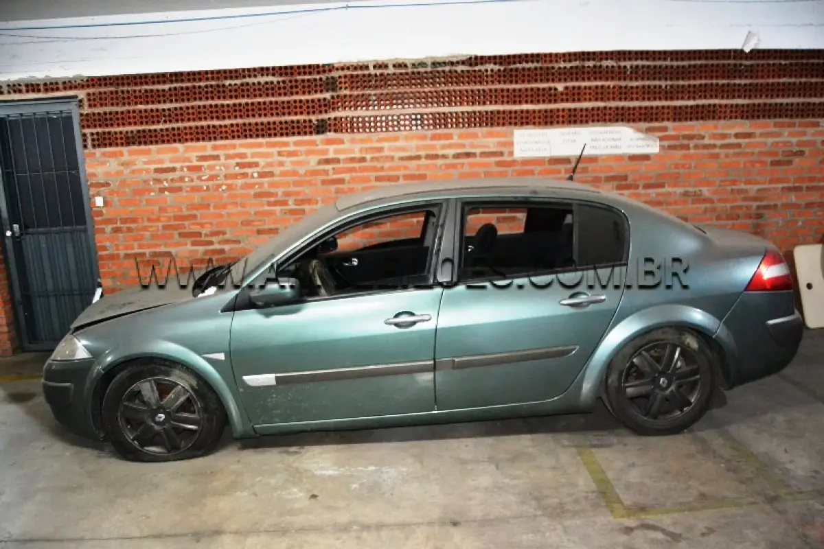 LOTE 013 - Marca:  RENAULT / Modelo:  MEGANESD DYN 16, Placa: AOO9788, Ano/Modelo: 2007.