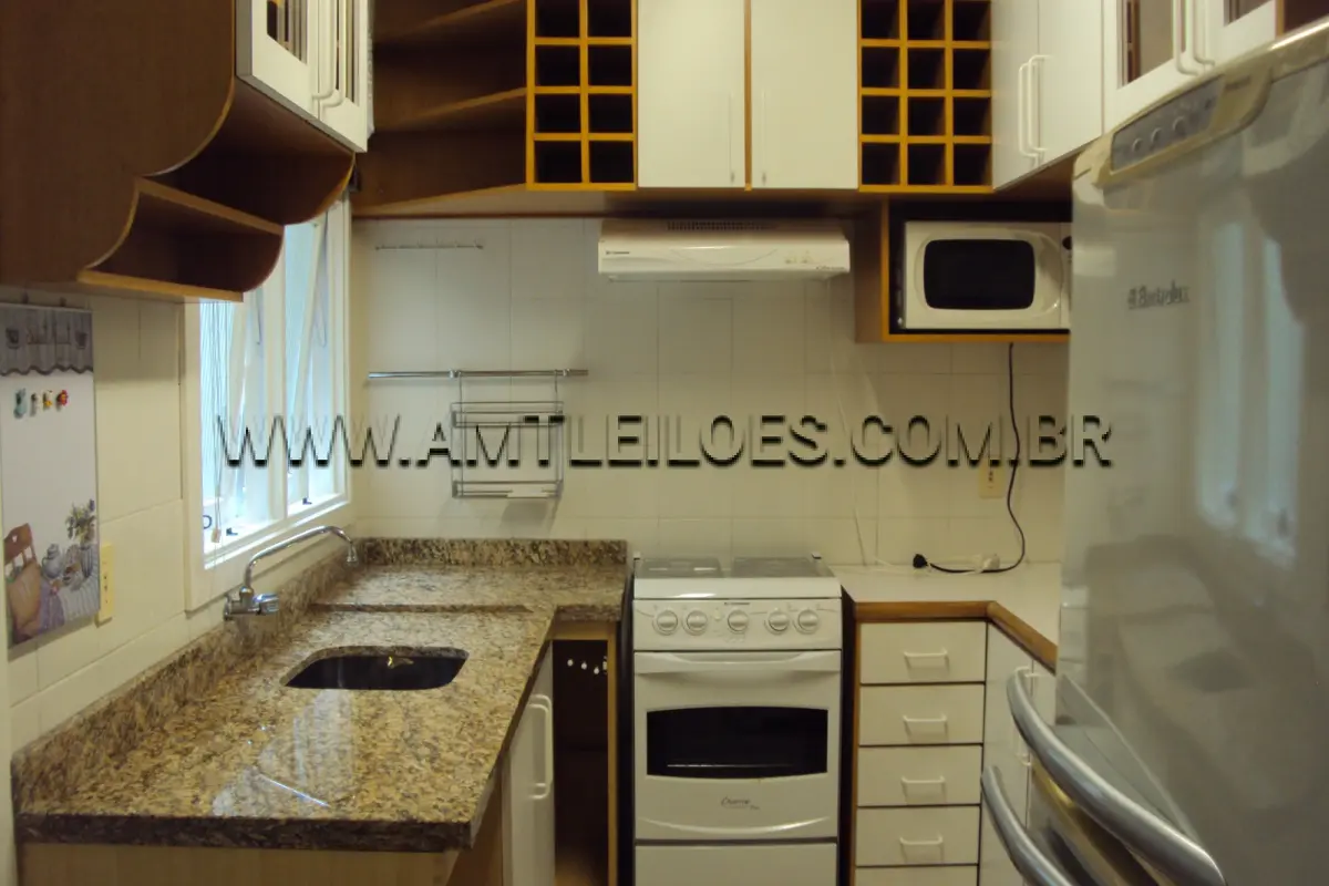 LOTE 001 - APARTAMENTO N° 203 SITUADO NA AV. BAGÉ Nº 818, COM BOX. ÁREA TOTAL 88,48m², ÁREA  PRIVATIVA  55,18m².