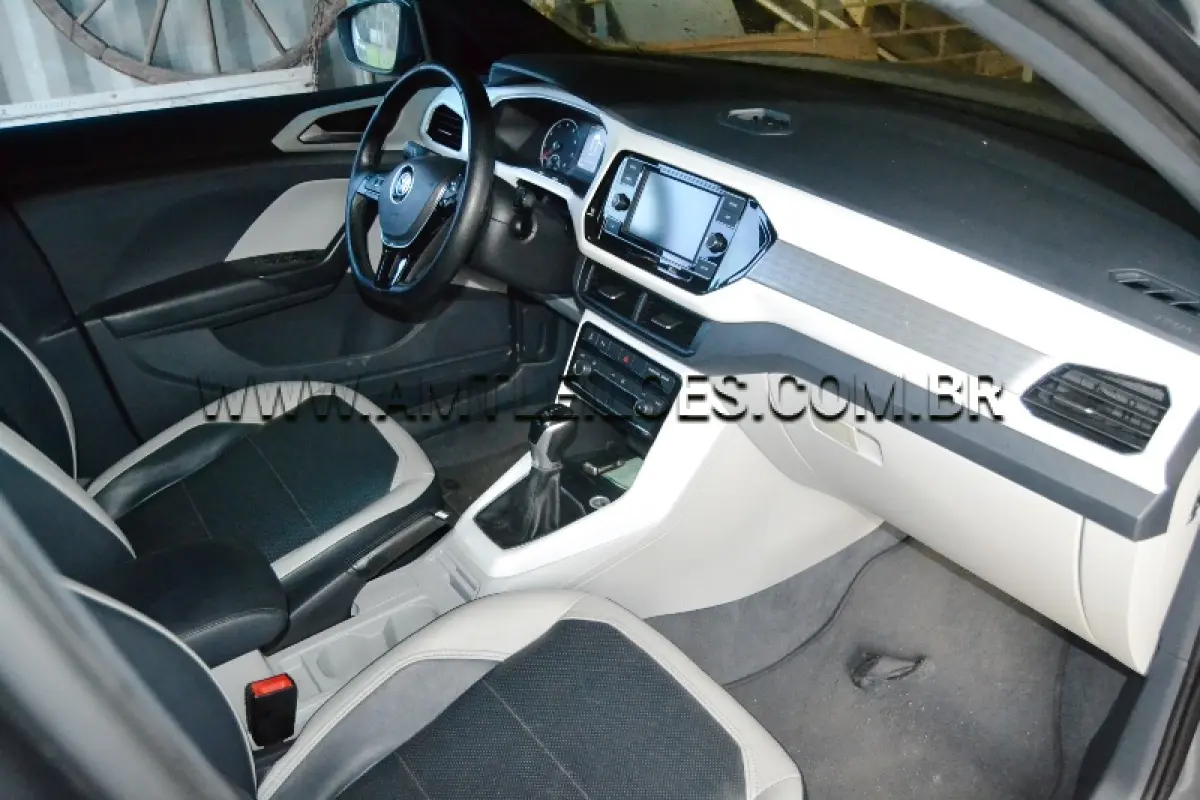 LOTE 003 - VW / T CROSS HL TSI AE / PLACA: QWW9H10 / ANO: 2019.