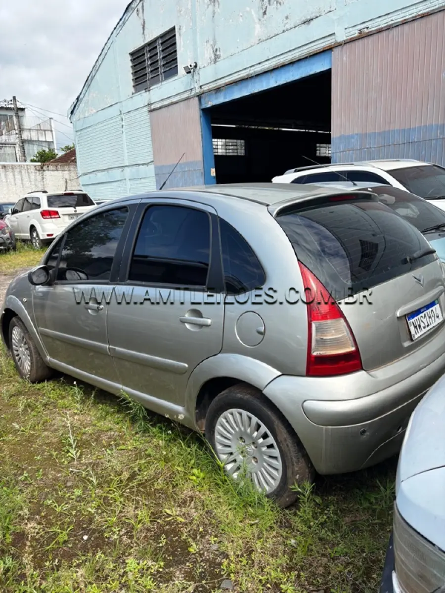 LOTE 005 - CITROEN / C3 GLX 14  FLEX / PLACA: NWS1H94 / ANO: 2010 - atingido pela enchente.