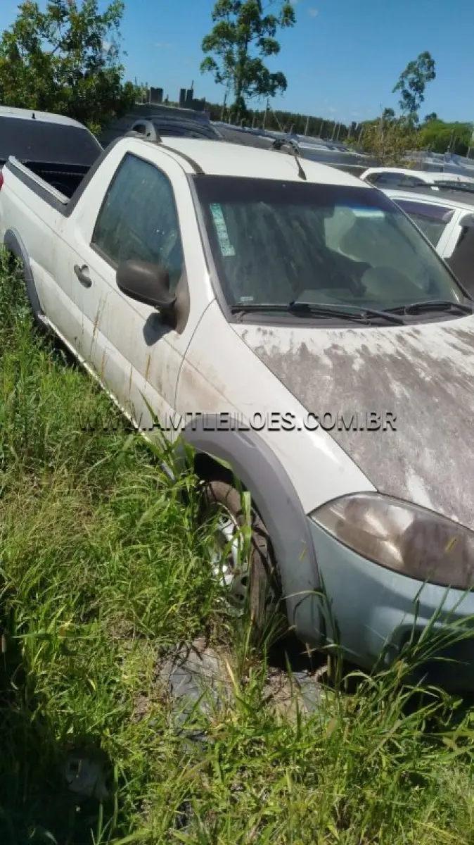 LOTE 008 - FIAT / STRADA  WORKING / PLACA: PVU9123  /  ANO:  2015.