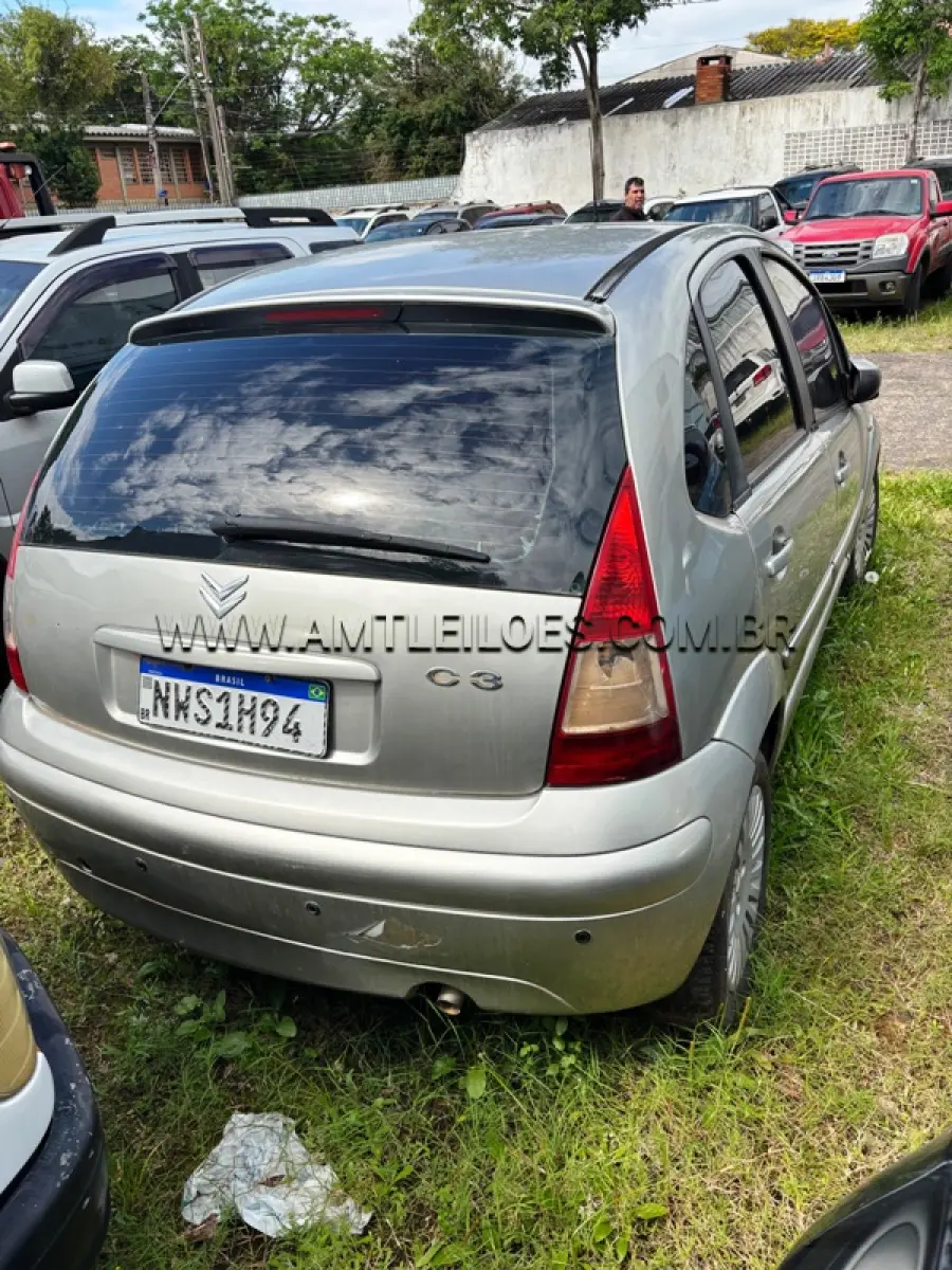 LOTE 005 - CITROEN / C3 GLX 14  FLEX / PLACA: NWS1H94 / ANO: 2010 - atingido pela enchente.
