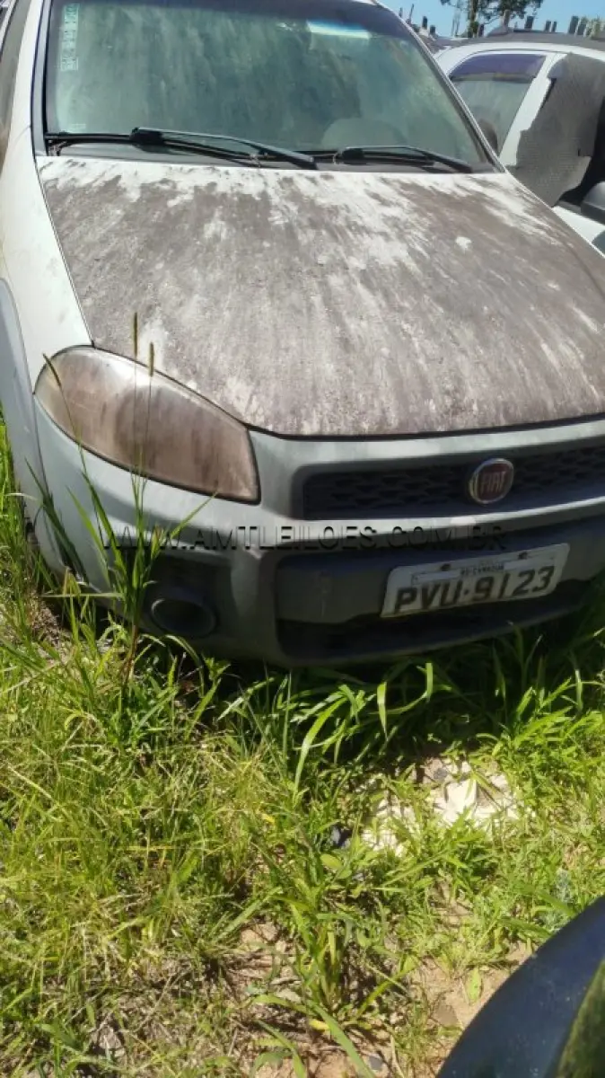 LOTE 008 - FIAT / STRADA  WORKING / PLACA: PVU9123  /  ANO:  2015.