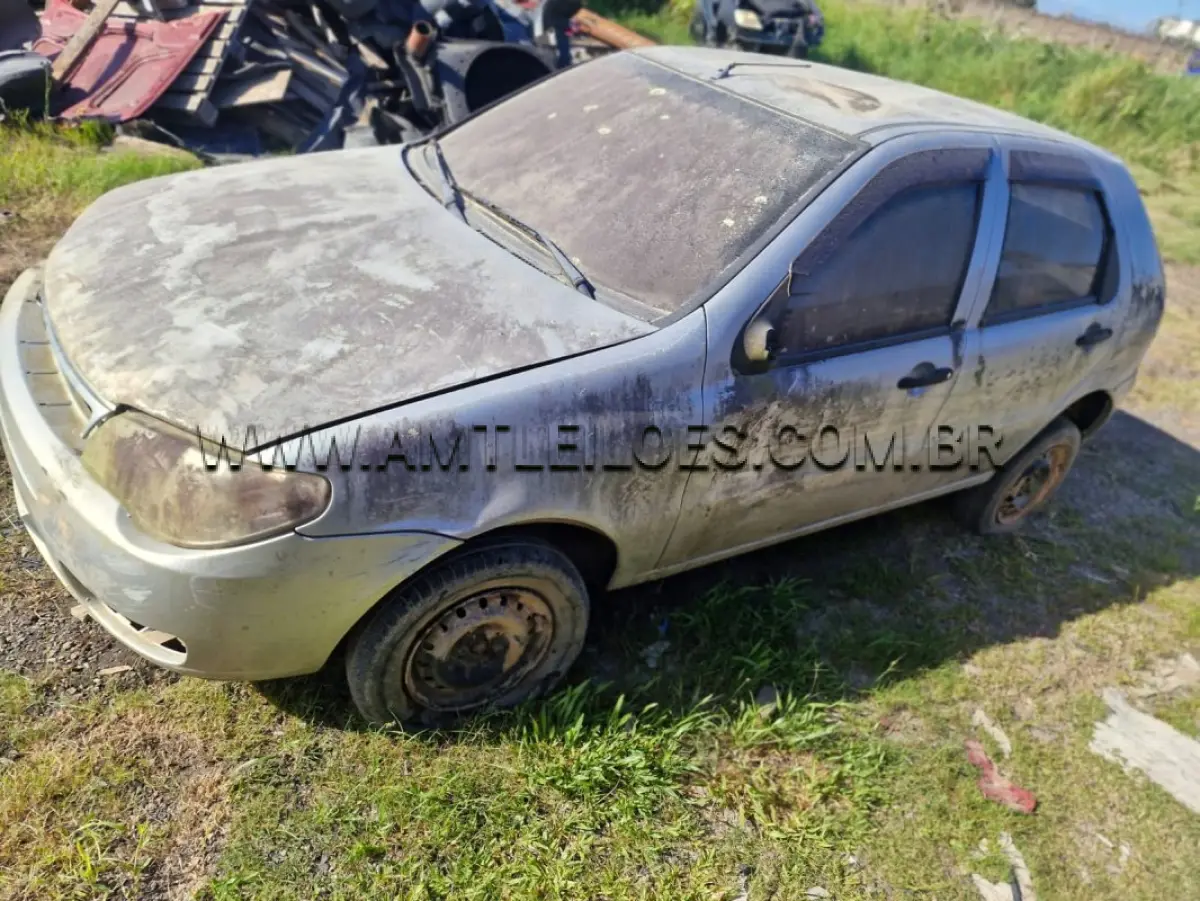 LOTE 011 - MARCA: FIAT / MODELO:  PALIO FIRE ECONOMY /  PLACA: IRP4062 /  ANO  MODELO: 2011.
