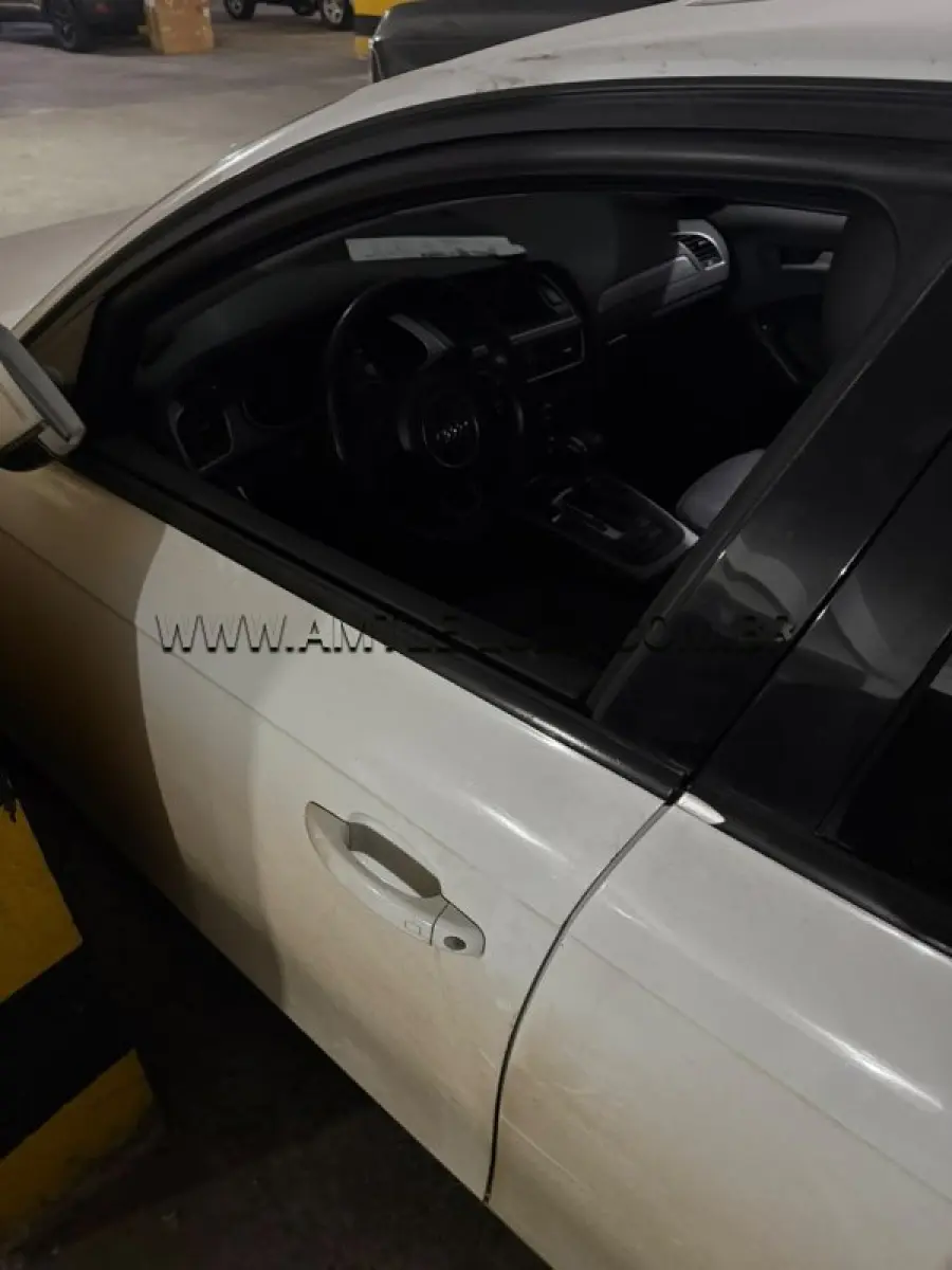 LOTE 012 - SUCATA: MARCA: AUDI /MODELO A4 2.0 TDI / PLACA PARAGUAI: JSG555// ANO: 2013.