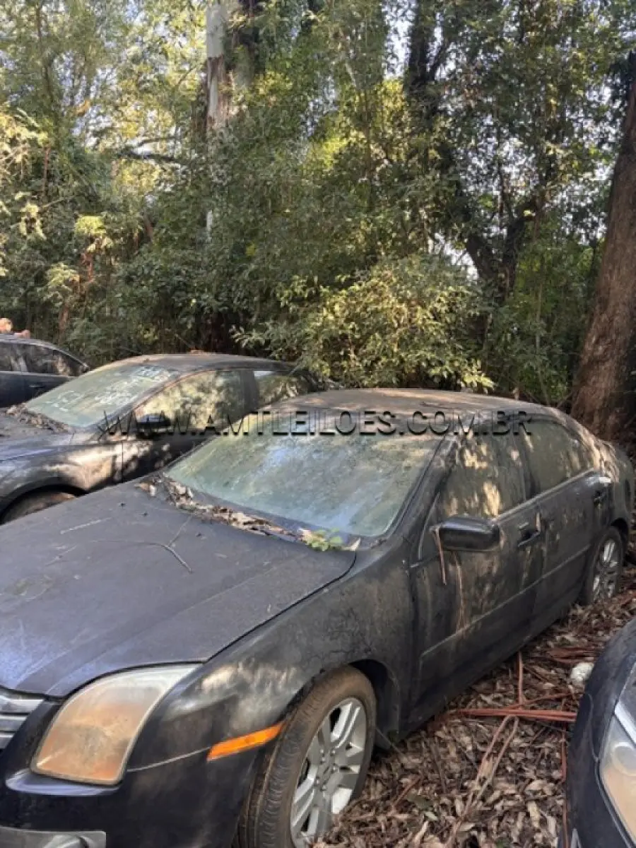 LOTE 006 - MARCA: I/ MODELO: FORD FUSION / PLACA:EJE6588 / ANO MODELO: 2008 - ATINGIDO PELA ENCHENTE.