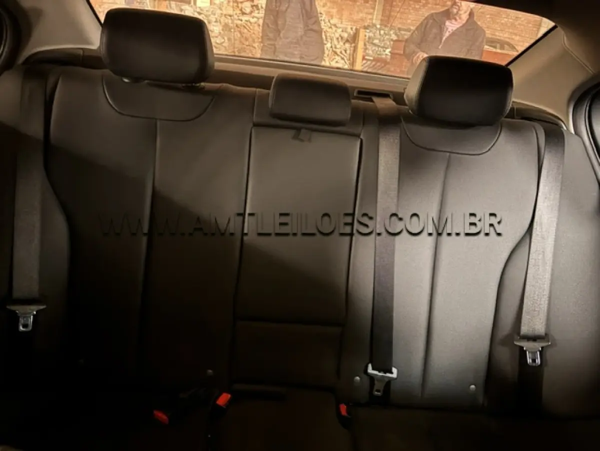 LOTE 001 - MARCA: I / MODELO: BMW 320I 3B11 / PLACA: OOH2380 / ANO/MODELO: 2013.